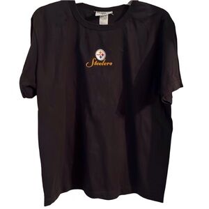 Embroidered Women’s Steelers Tee Shirt. Size Large. Gently worn.